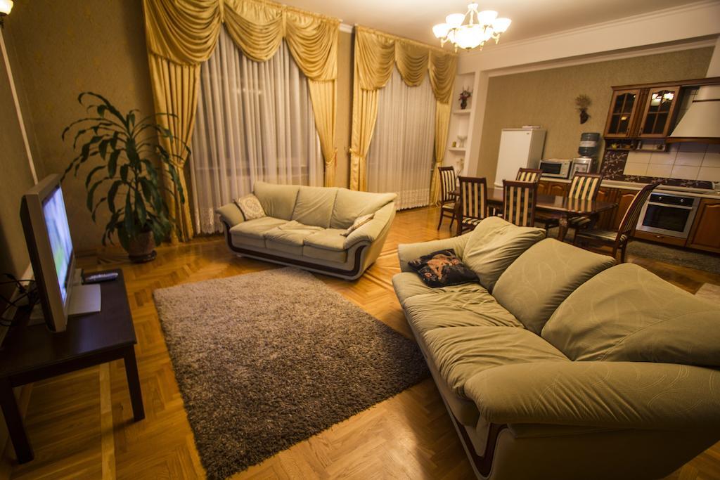 Hostel Lira Krasnodar Exteriör bild